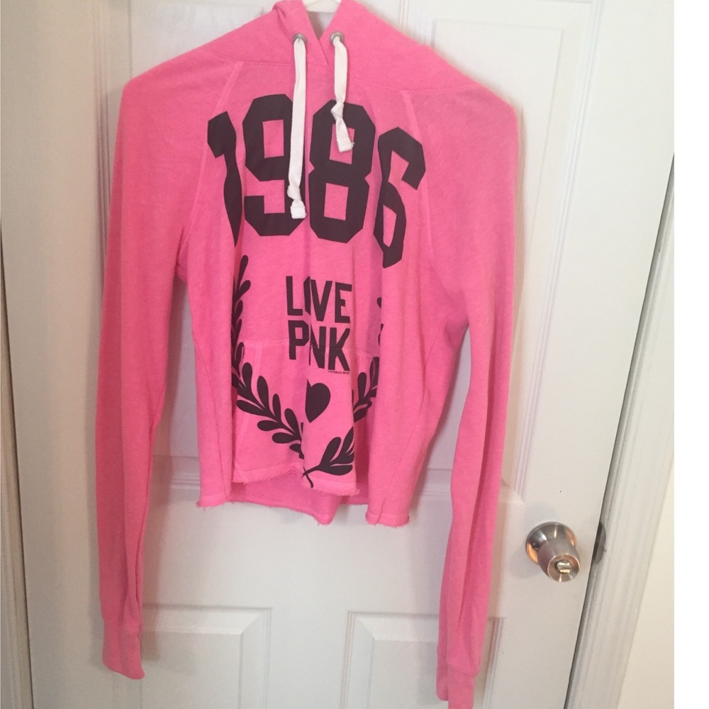 VS PINK cropped hoodie. Never worn.